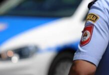 POLICIJA U KOZARCU ODUZELA VOZILO DROGIRANOM VOZAČU BEZ VOZAČKE DOZVOLE