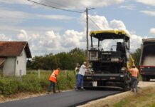 PRIJEDOR ULAŽE ČETIRI MILIONA ZA ASFALTIRANJE PUTEVA I ULICA