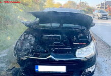 PRIJEDORSKI VATROGASCI BRZOM INTERVENCIJOM UGASILI POŽAR NA AUTOMOBILU