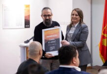 DARKU CVIJETIĆU URUČENA NAGRADA „ĆAMIL SIJARIĆ“