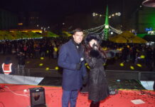 BROJNI PRIJEDORČANI NOVU 2026. GODINU DOČEKALI NA TRGU