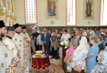 OBILJEŽENA KRSNA SLAVA GRADA I HRAMA SVETE TROJICE
