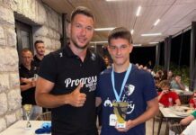 KOSTA STEVANDIĆ PROGLAŠEN ZA NAJBOLJEG IGRAČA MEĐUNARODNOG RUKOMETNOG KAMPA U JAJCU