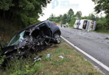 TEŠKA SAOBRAĆAJNA NESREĆA KOD PRIJEDORA: U SUDARU AUTOBUSA I PEŽOA, VIŠE POVRIJEĐENIH